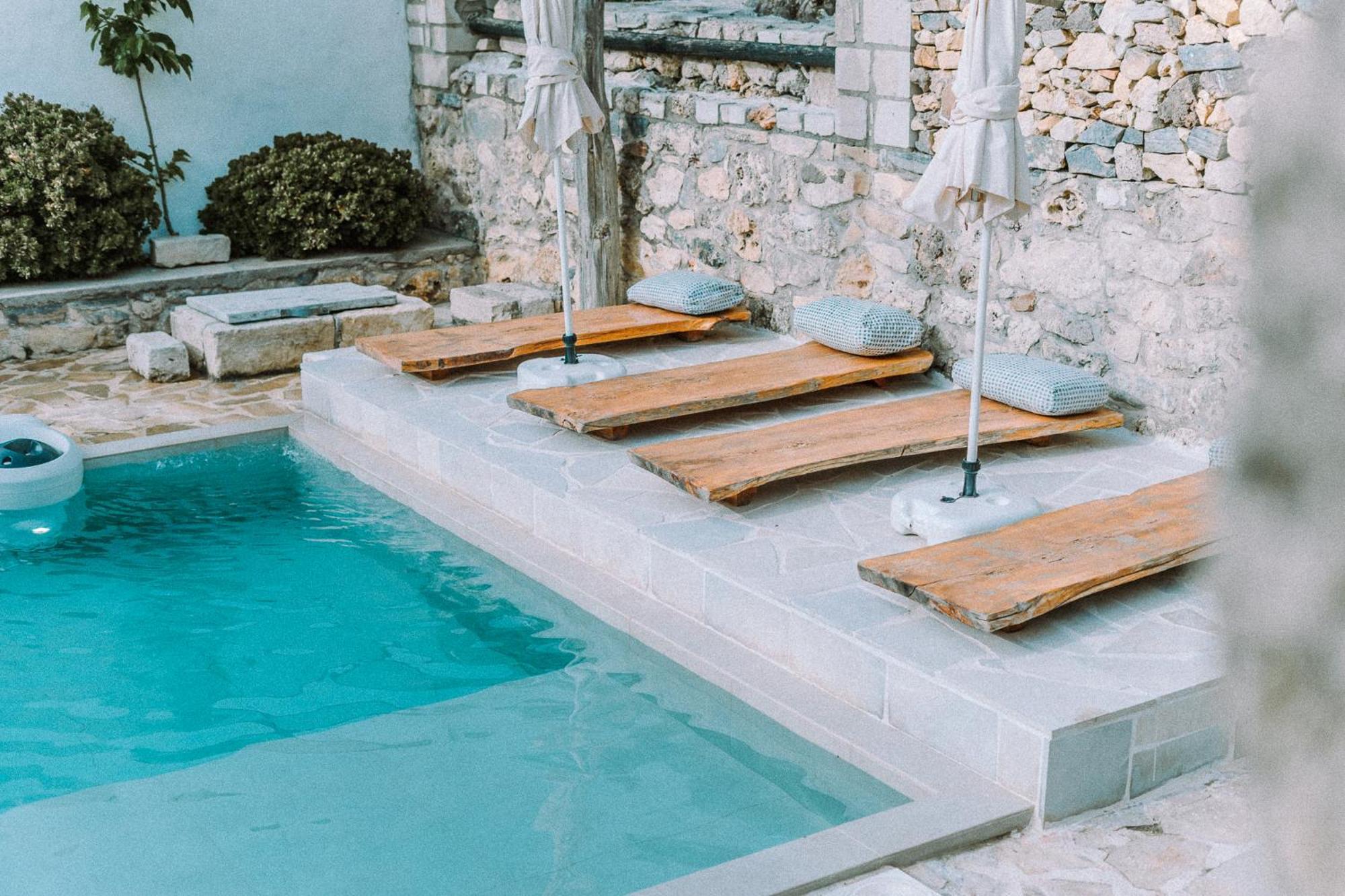Antonia'S Stonebuilt Mansion With A Private Pool Villa Armenoi  Exterior photo