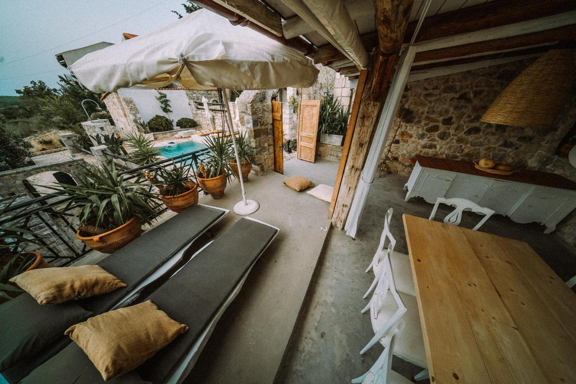 Antonia'S Stonebuilt Mansion With A Private Pool Villa Armenoi  Exterior photo